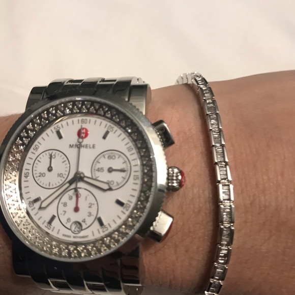 14k Diamond Baguette Tennis Bracelet - Picture 5 of 6